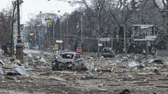 Vista de una calle tras un bombardeo ruso en Kharkiv, Ucrania