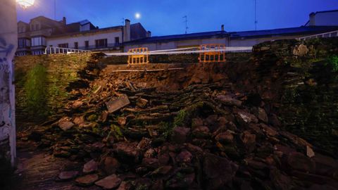 Pasadas las ocho de la ma�ana, todav�a no hab�a operarios