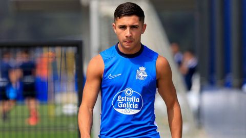 Yeremay, durante un entrenameinto con el Deportivo.