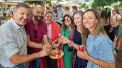 Iv�n Puentes, con compa�eros de grupo municipal y de partido, este martes en la romer�a de San Benito de L�rez
