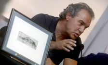 Antonio Pi�eiro explicou as s�as experiencias na cidade compostel� nos anos oitenta. 