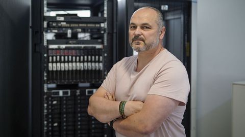 Efr�n Var�n Gil, presidente de la asociaci�n Ourensec y consultor en ciberseguridad de DLTCode