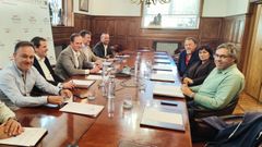 Reuni�n de la Autoridad Portuaria con la asociaci�n de vecinos de Teis