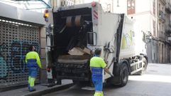 Foto de archivo del servicio de recogida de basura en Ourense.