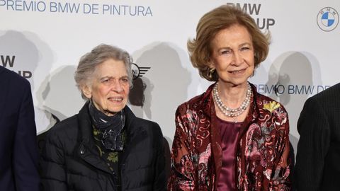 La reina Sof�a junto a su hermana Irene en el 2022