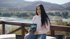 <span lang= gl >A moza valdeorresa Jimena Martnez vn de publicara sa primeira novela, titulada As catro tempadas de Lita.</span>
