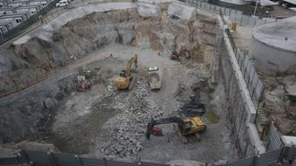 Imagen de los trabajos de excavacin para levantar el primer edificio del Novo Chuac, la torre polivalente