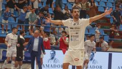 Orzez en un partido de O Parrulo Ferrol en A Malata. 