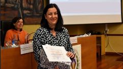 La directiva Maribel P�rez recogi� el premio de la Facultade de Ciencias Econ�micas a Plexus Tech