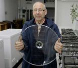 Luis Conde, comerciante de Viveiro, gan� con La Voz un Audi.