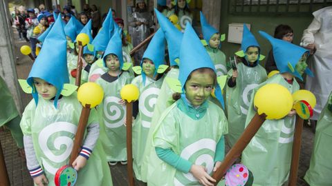 Presentaci�n de la Mikaeli�a y del bus de la Mikaela en Bu�o