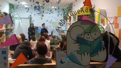 En La Madriguera organizan numerosas actividades y presentaciones que hacen barrio.
