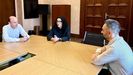 el director general de Patrimonio Cultural, Pablo Le�n; la consejera de Cultura, La consejera de Cultura, Pol�tica Lling��stica y Deporte, Vanessa Guti�rrez, y el arquitecto Valent�n Arrieta Berdasco