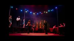 En el centro, a la izquierda, la actriz burelense Rosal�a Castro interpretando el papel de Circe en �O charco de Ulises� que el Centro Dram�tico Galego llev� a Uruguay y Argentina