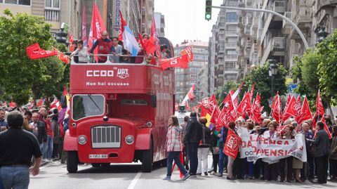 Manifestación de UGT y CC. OO. en Vigo.