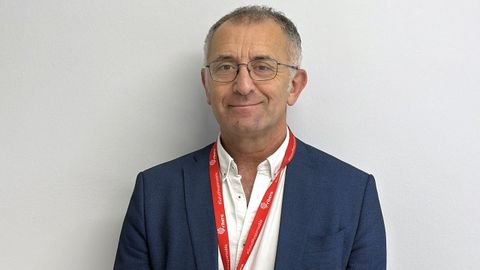 Javier Atanes, gerente del Hospital Ribera Juan Cardona.