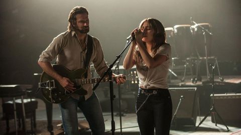 Bradley Cooper y Lady Gaga, en una secuencia de �Ha nacido una estrella�.