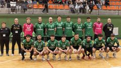 Formaci�n del Calvo Xiria en el �ltimo partido en el Vila de Noia, frente al Ribeiro Ourense.