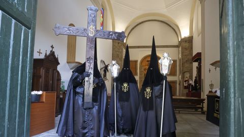 Procesi�n de la cofrad�a de las Angustias