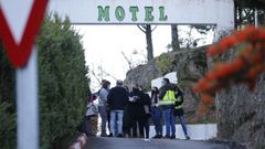 Una de las visitas de la comisi�n judicial para reconstruir los hechos en la zona del motel donde fue vista por �ltima vez con vida Nerea