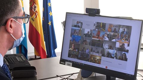 Pablo Fernndez, consejero de Salud, en el consejero Interterritorial telemtico de Salud