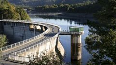 La presa de Eiras está al 77 % de su capacidad, pero habrá serios problemas con la calidad de su agua si baja al 40 %