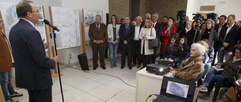 La presidenta de honor de Aspnais, Conchita Teijeiro, tampoco quiso faltar a la cita de ayer. 