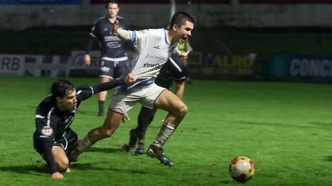Tercera Federacin. Derbi barbanzano entre el Boiro y el Noia.