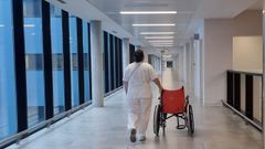Sanidade presentar� la semana que viene el plan de ordenaci�n del verano, en la foto el Hospital �lvaro Cunqueiro