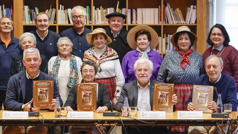 Presentacin del libro Cancionero do Bolo, de Xos Lois Foxo