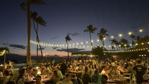 Un��luau� o fiesta tradicional hawaiana puso el punto final a los tres d�as del Qualcomm Snapdragon Summit.