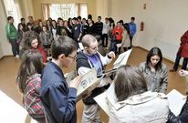 Alumnos de secundaria visitaron el a�o pasado la residencia universitaria de Lugo.