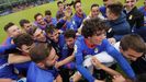 Los jugadores del Vetusta celebran el ascenso