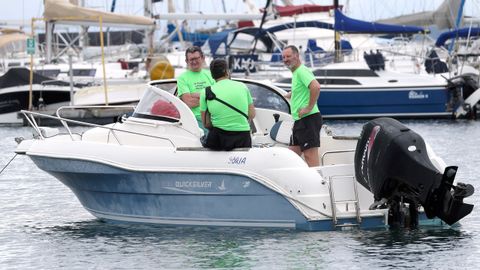  Traves�a a Nado Illa de R�a organizada por la asociaci�n contra el cancer de Ribeira 2026