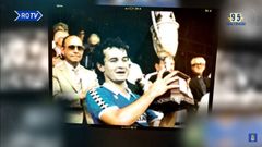 Vili levantando la Copa de la Liga en 1985
