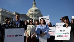 Protesta de opositores a la prohibicin de TikTok en Estados Unidos