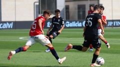 El jugador del Celta �lvaro N��ez, durante el partido de este mi�rcoles ante el Acad�mico de Viseu.