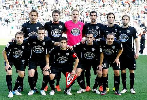 De esta alineaci�n en C�rdoba no estar� el a�o que viene, al menos, el portero Yoel.