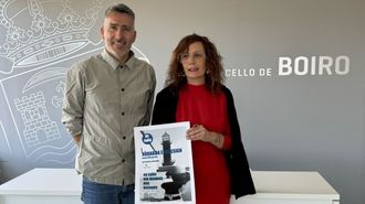 El dise�ador Juan Ares y la concejala Mar�a Outeiral presentaron la iniciativa