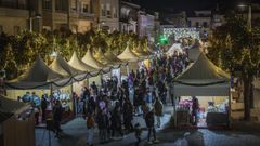 La Feira de Nadal de Vern se instala en la plaza de Garca Barbn.