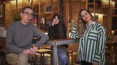 Isaac Pedrouzo, L�a Mosquetera y Cristina V. Miranda en la sala Riquela de Santiago