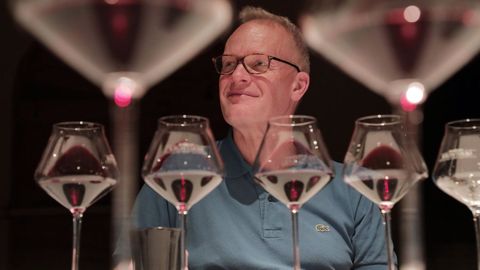 Tim Atkin es M�ster of Wine y�un presitigioso periodista�epecializado en vino que ha visitado en numerosas ocasiones R�as Baixas
