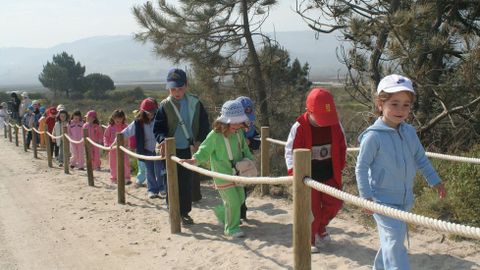 Unha praia, un bosque, unha bra�a, unha lagoa, un prado ou un val te�en un valor incalculable que vai m�i al� do que lles poidan atribu�r os c�lculos econ�micos