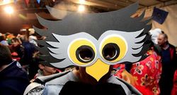 <span lang= es-es >Cerceda</span>. Una gran fiesta vecinal acompa�� a la Choqueira en el acto del cierre de los festejos cercedenses.