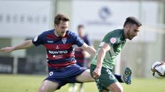 Germ�n se adelanta a Dani Arribas en el partido de La Albuera