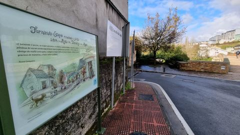 Panel ilustrado no barrio da Ponte