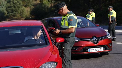 Control preventivo de drogas y alcohol desplegado el lunes en las inmediaciones de Ourense