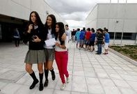 El alumnado del instituto de Milladoiro inici� el curso con comentarios sobre el centro.