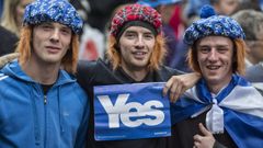 Partidario de la independencia de Escocia durante un acto electoral a favor del s en el referendum del 2014