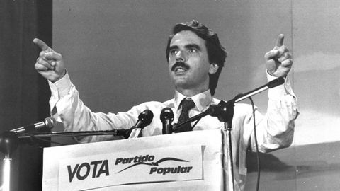 Jos Mara Aznar como candidato a la presidencia del Gobierno en un mitin durante la campaa electoral de 1989